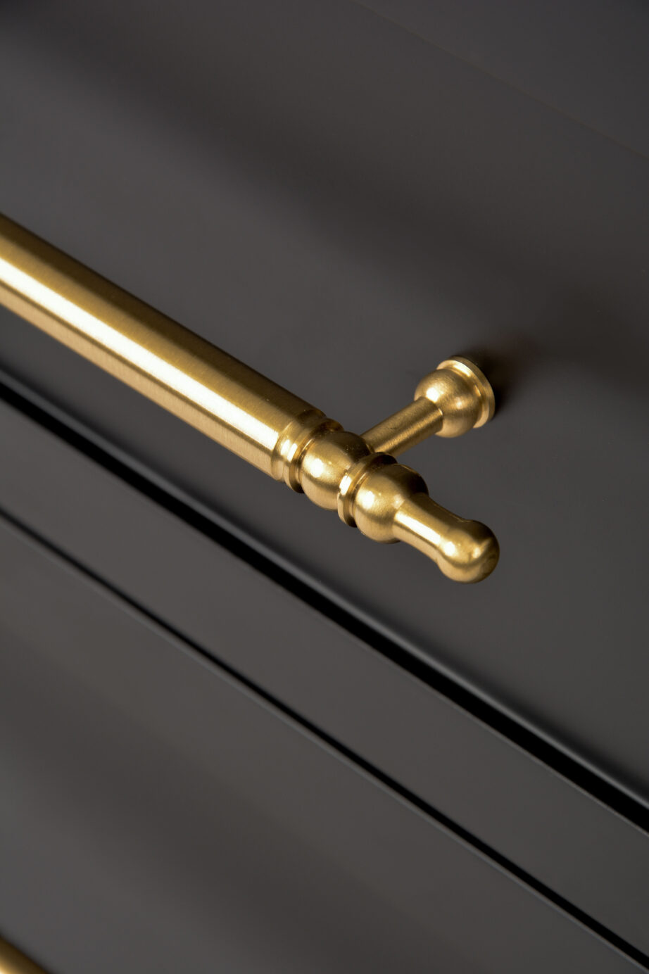 Must öökapp Hamilton HT013, kasepuidust – 13