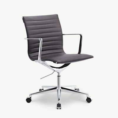 Tumepruun nahast Walton madala seljatoega kontoritool kroomitud metalljalgadega. Stiilne ja ergonoomiline disain reguleeritava kõrguse ning 360-kraadise pöörlemisvõimalusega.