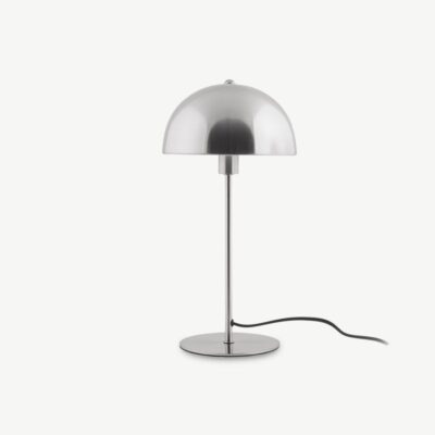 Hõbedane Chic Bonnet lauavalgusti harjatud metallviimistlusega, ümara kupli ja peene metallist jalaga. Stiilne ja elegantne valgusti sobib töölauale, öökapile või diivanilauale.