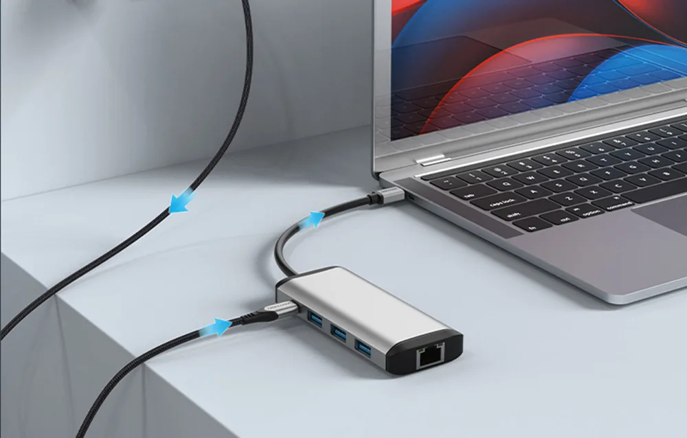 USB-C dokkimisjaam toetab 100W kiirlaadimist