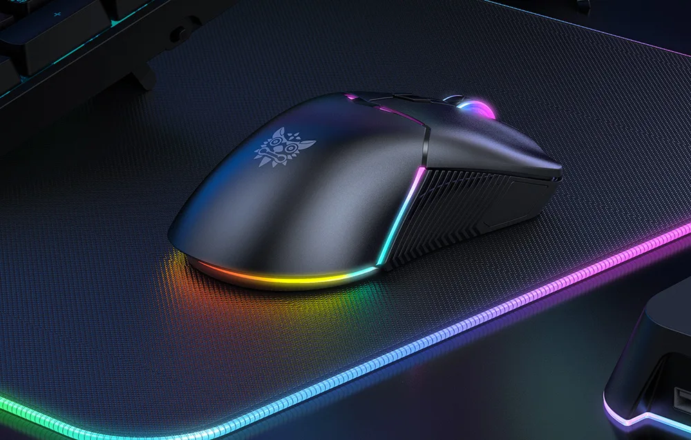 ONIKUMA CW928 ergonoomiline disain ja RGB valgusefektid
