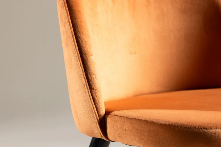 Roostekarva oranžist sametist söögitool mustade metalljalgadega Polar, 19924-866 – 10